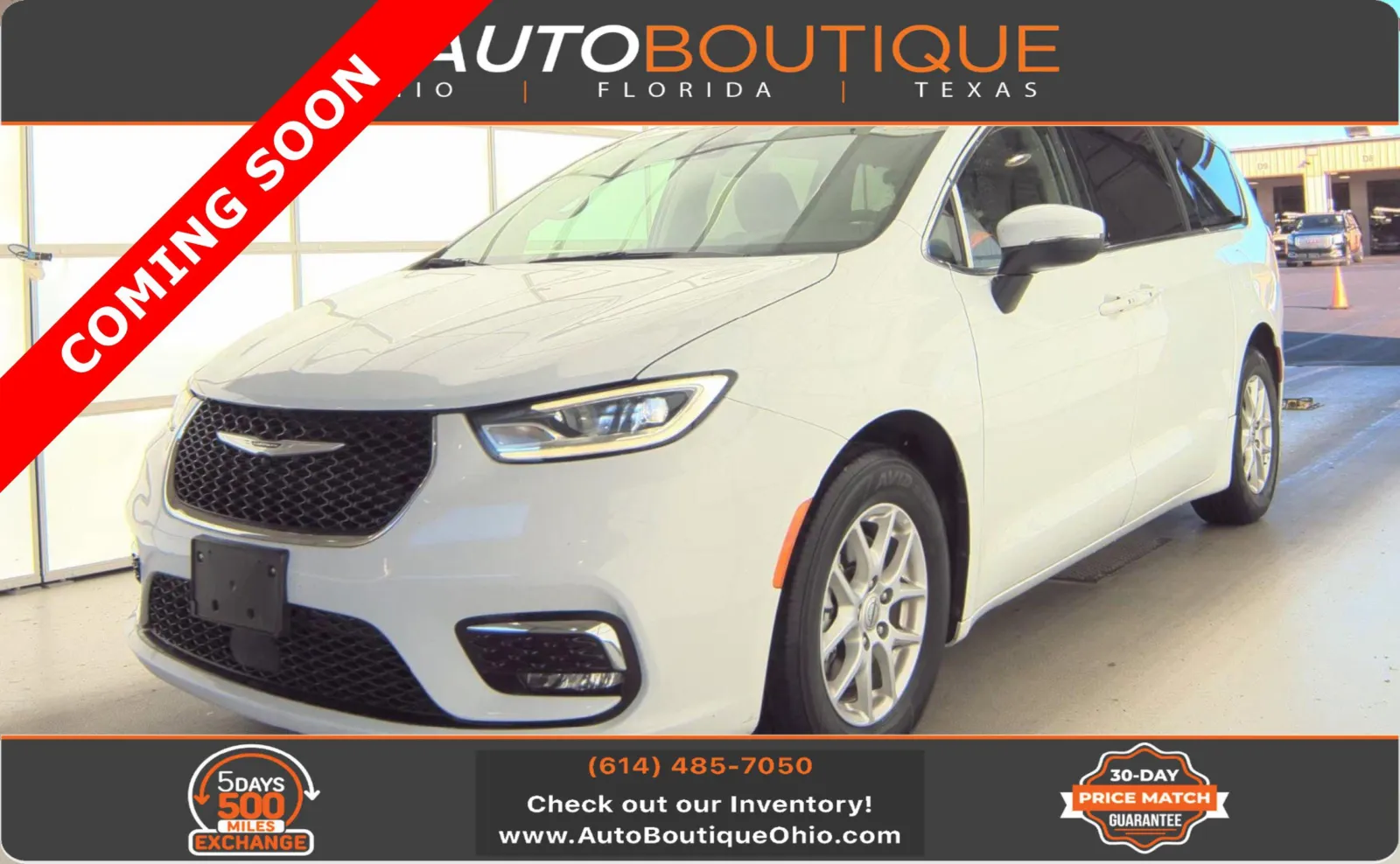 White 2023 Chrysler Pacifica Touring L for sale in Columbus, OH