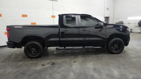 More photos of 2019 Chevrolet Silverado 1500 Custom Trail Boss at Auto Boutique Ohio, OH