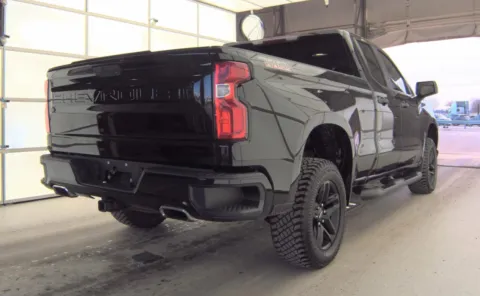 More photos of 2019 Chevrolet Silverado 1500 Custom Trail Boss at Auto Boutique Ohio, OH