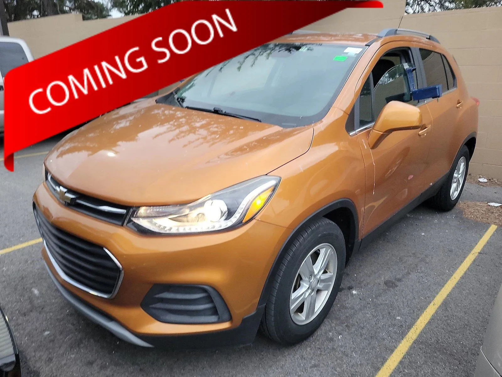 Orange 2017 Chevrolet Trax LT for sale in Columbus, OH