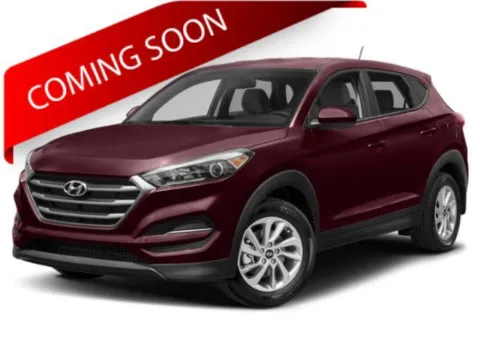 Silver 2018 Hyundai Tucson SE for sale in Columbus, OH