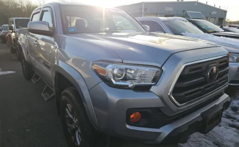 Another view of 2018 Toyota Tacoma SR5 for sale in Columbus, OH at Auto Boutique Ohio