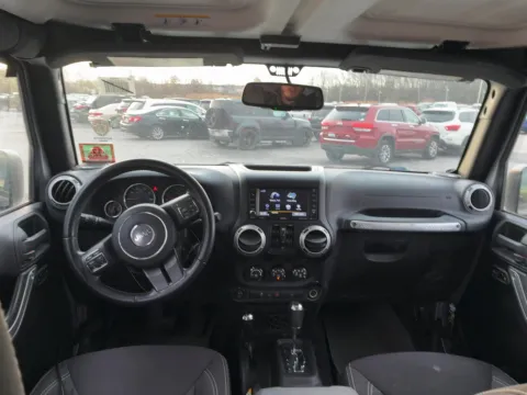 More photos of 2015 Jeep Wrangler Unlimited Sahara at Auto Boutique Ohio, OH