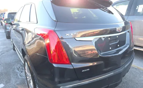 More photos of 2018 Cadillac XT5 Luxury AWD at Auto Boutique Ohio, OH