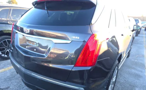 Another view of 2018 Cadillac XT5 Luxury AWD for sale in Columbus, OH at Auto Boutique Ohio