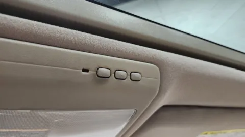 More photos of 1998 Lexus LS 400 Luxury Sdn at Auto Boutique Ohio, OH