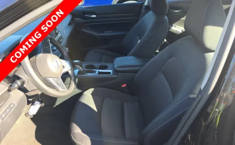 More photos of 2022 Nissan Altima 2.5 S at Auto Boutique Ohio, OH