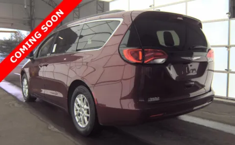 More photos of 2021 Chrysler Voyager LXI at Auto Boutique Ohio, OH
