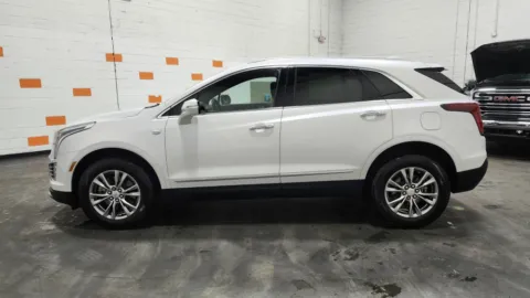 More photos of 2021 Cadillac XT5 FWD Premium Luxury at Auto Boutique Ohio, OH