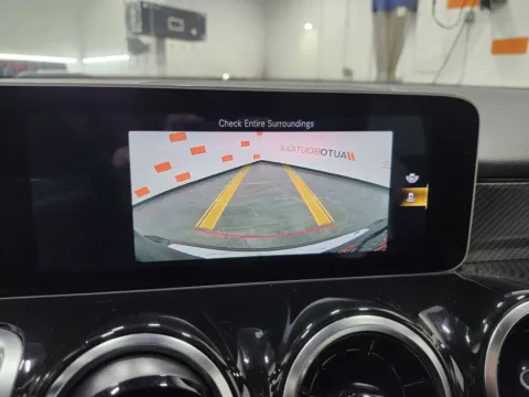 More photos of 2021 Mercedes-Benz GLB 250 at Auto Boutique Ohio, OH