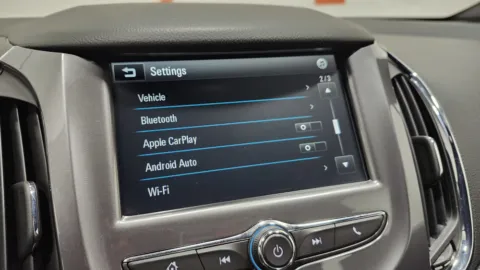 More photos of 2018 Chevrolet Cruze LT at Auto Boutique Ohio, OH