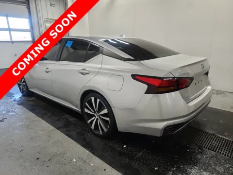 Another view of 2022 Nissan Altima 2.5 SR for sale in Columbus, OH at Auto Boutique Ohio