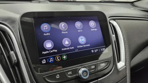 More photos of 2021 Chevrolet Malibu LS at Auto Boutique Ohio, OH