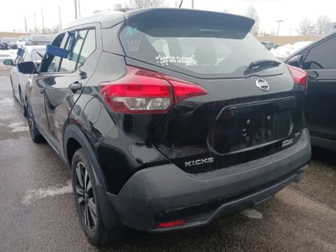 More photos of 2019 Nissan Kicks SR at Auto Boutique Ohio, OH