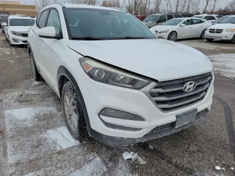 Another view of 2017 Hyundai Tucson SE for sale in Columbus, OH at Auto Boutique Ohio