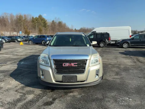 Another view of 2015 GMC Terrain SLE for sale in Columbus, OH at Auto Boutique Ohio