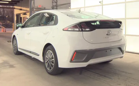 More photos of 2020 Hyundai Ioniq Electric SE at Auto Boutique Ohio, OH