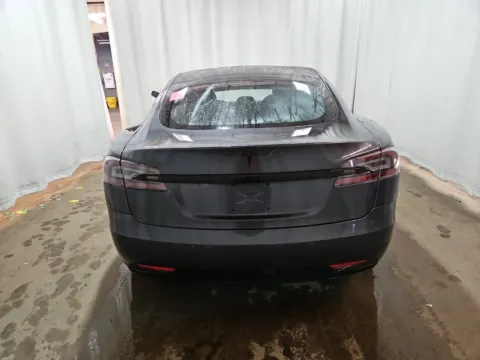 More photos of 2020 Tesla Model S Long Range at Auto Boutique Ohio, OH