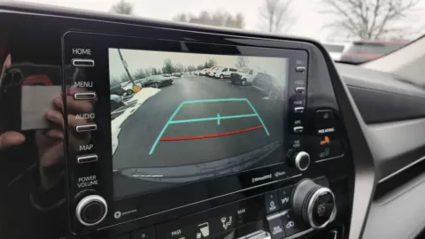 Photos of 2022 Toyota Highlander Hybrid LE for sale in Columbus, OH at Auto Boutique Ohio