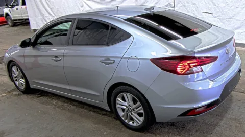 More photos of 2020 Hyundai Elantra SEL at Auto Boutique Ohio, OH