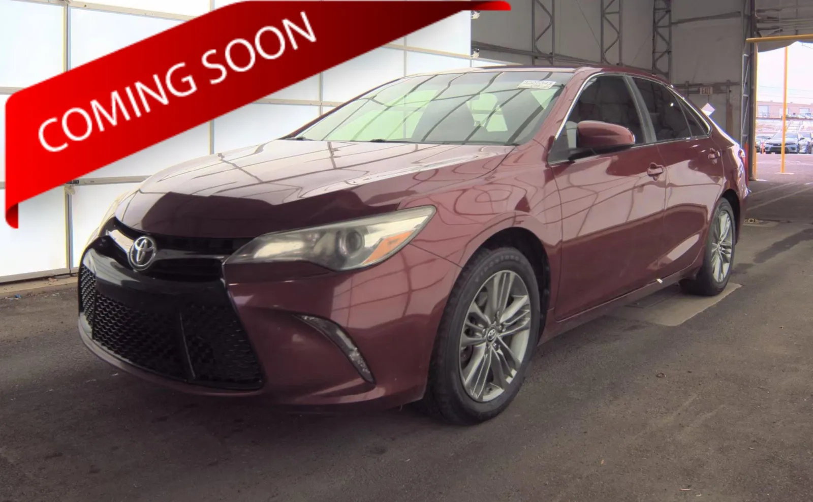 Red 2017 Toyota Camry SE for sale in Columbus, OH