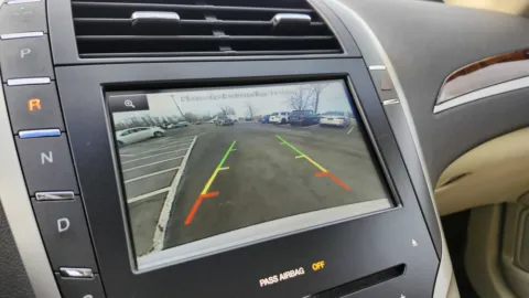 More photos of 2015 Lincoln MKZ at Auto Boutique Ohio, OH