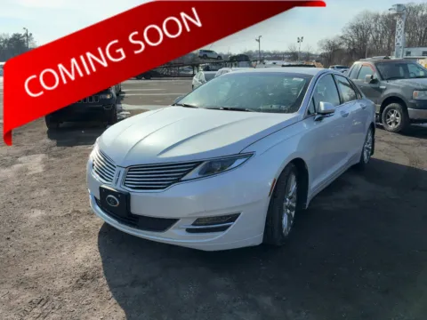 White 2015 Lincoln MKZ for sale in Columbus, OH