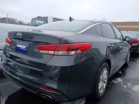 More photos of 2016 Kia Optima LX at Auto Boutique Ohio, OH