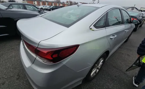 Another view of 2018 Hyundai Sonata SE for sale in Columbus, OH at Auto Boutique Ohio
