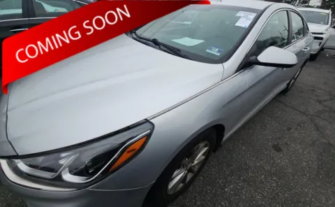 Silver 2018 Hyundai Sonata SE for sale in Columbus, OH