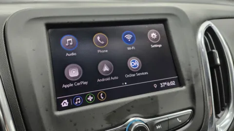 More photos of 2020 Chevrolet Equinox LT at Auto Boutique Ohio, OH