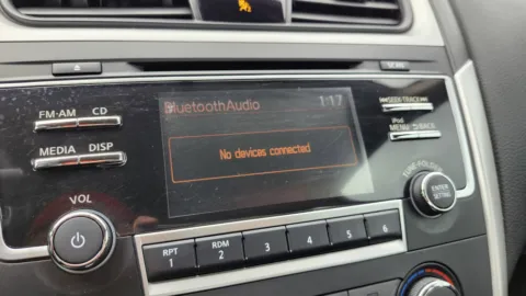 More photos of 2017 Nissan Altima 2.5 SR at Auto Boutique Ohio, OH