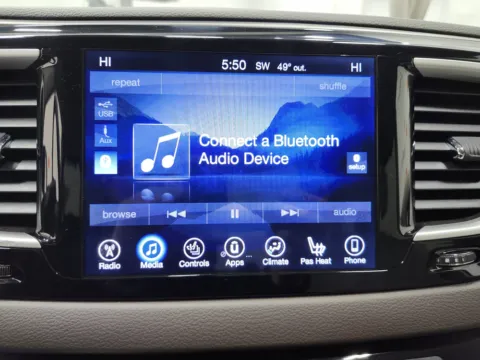 More photos of 2017 Chrysler Pacifica Touring-L at Auto Boutique Ohio, OH