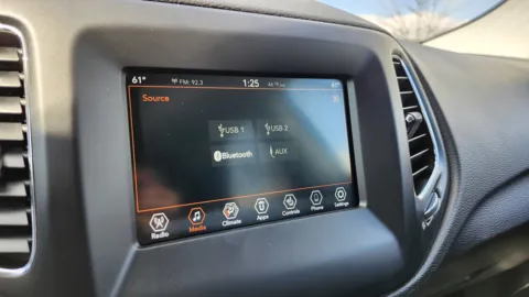 More photos of 2021 Jeep Compass Latitude at Auto Boutique Ohio, OH