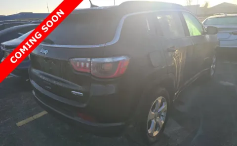 More photos of 2021 Jeep Compass Latitude at Auto Boutique Ohio, OH