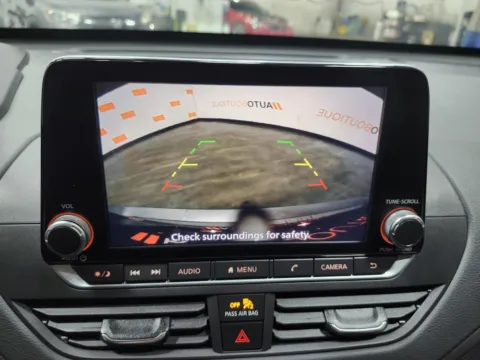 Photos of 2022 Nissan Altima 2.5 SV for sale in Columbus, OH at Auto Boutique Ohio