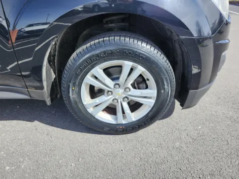 More photos of 2013 Chevrolet Equinox LT at Auto Boutique Ohio, OH