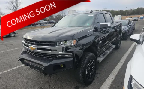 Black 2019 Chevrolet Silverado 1500 LT for sale in Columbus, OH