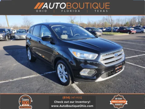 Black 2017 Ford Escape SE for sale in Columbus, OH