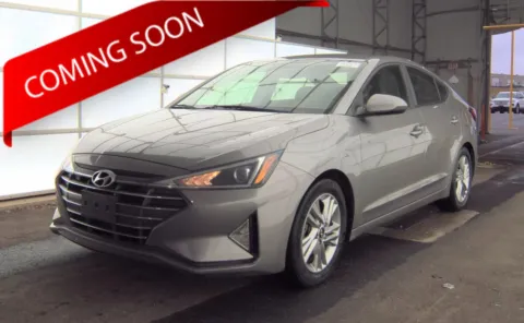 Silver 2020 Hyundai Elantra SEL for sale in Columbus, OH