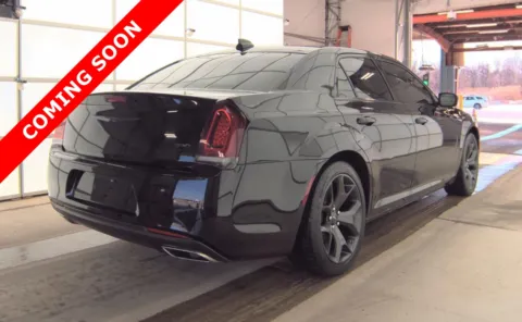 More photos of 2022 Chrysler 300 Touring at Auto Boutique Ohio, OH