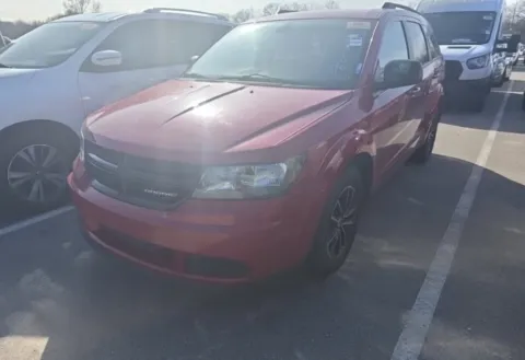 Red 2018 Dodge Journey SE for sale in Columbus, OH