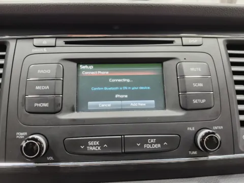 More photos of 2016 Kia Sedona LX at Auto Boutique Ohio, OH