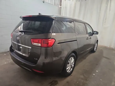 More photos of 2016 Kia Sedona LX at Auto Boutique Ohio, OH