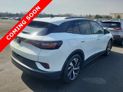 More photos of 2023 Volkswagen ID.4 Pro at Auto Boutique Ohio, OH