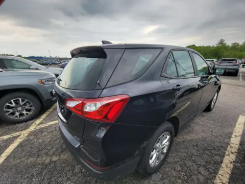 More photos of 2020 Chevrolet Equinox LS at Auto Boutique Ohio, OH