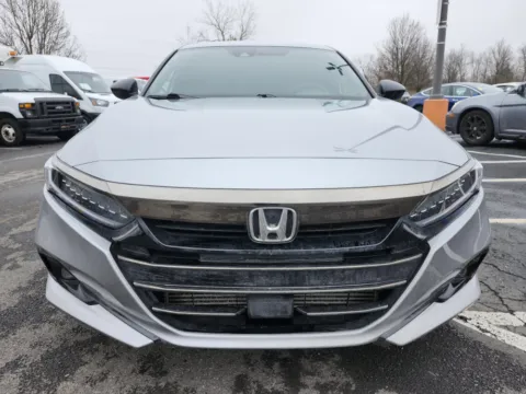 More photos of 2022 Honda Accord Sedan Sport at Auto Boutique Ohio, OH
