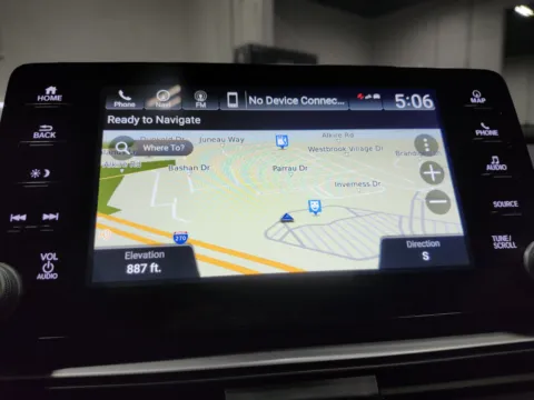 More photos of 2021 Honda Accord Hybrid Touring at Auto Boutique Ohio, OH