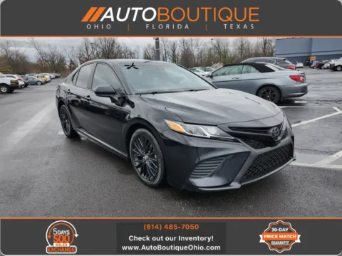 Black 2020 Toyota Camry SE Nightshade for sale in Columbus, OH