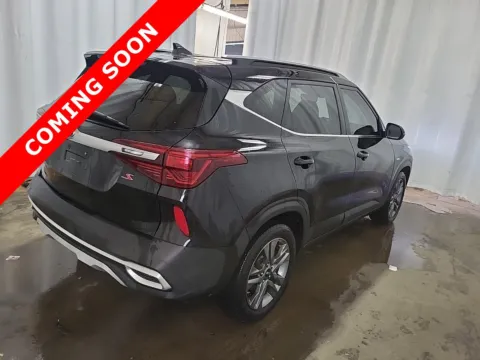 More photos of 2021 Kia Seltos S at Auto Boutique Ohio, OH